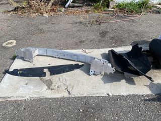 Vehicle Parts Image #2